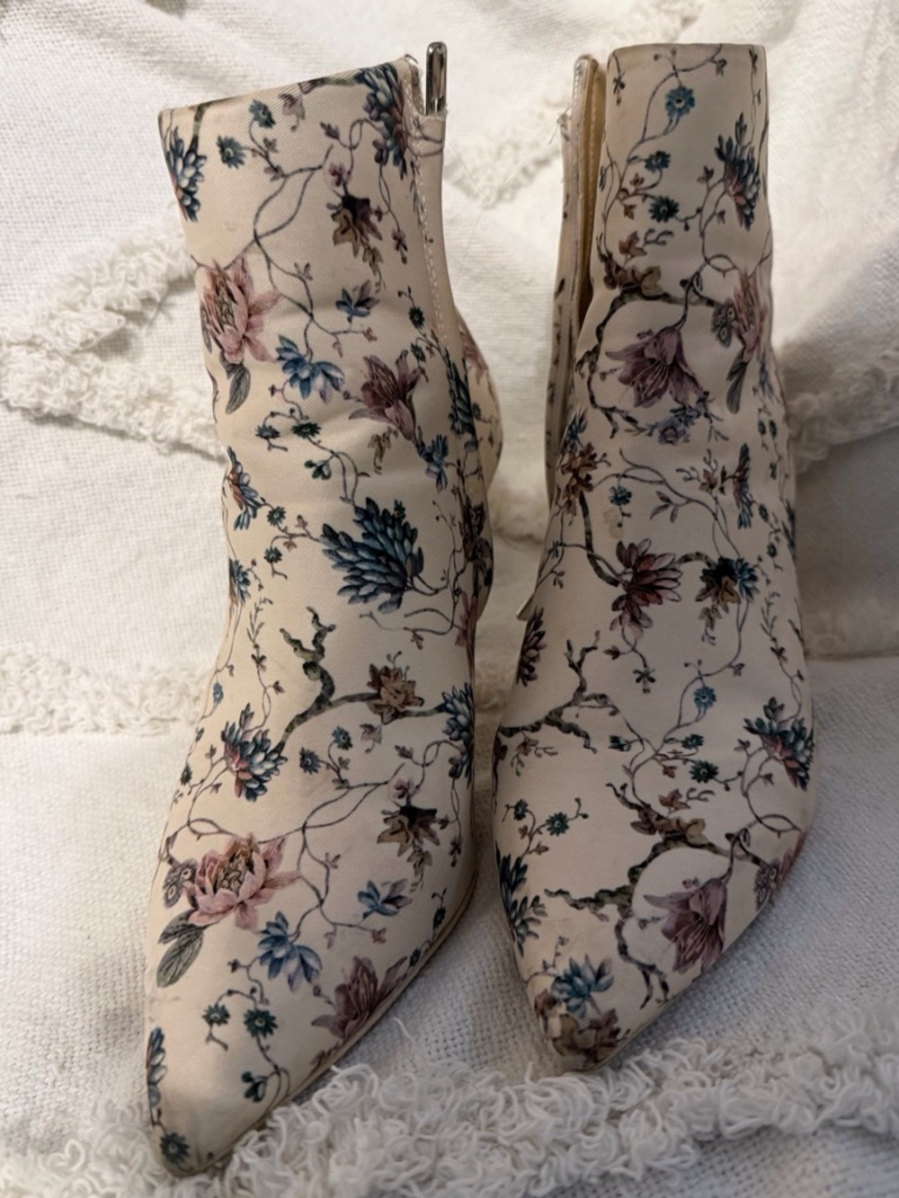 ANTONIO MELANI Cream Floral Pointed Ankle Boots